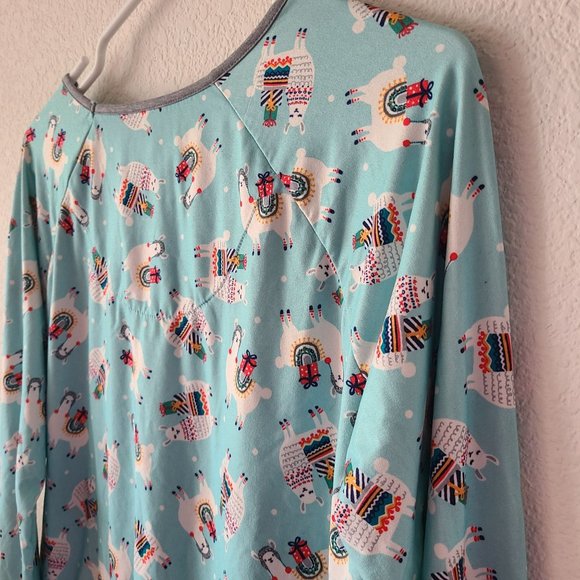 Cuddl Duds US Women's Size M Long Sleeve LLama Pajama Top Soft Stretch - Picture 5 of 10